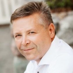 Juha Mäkinen